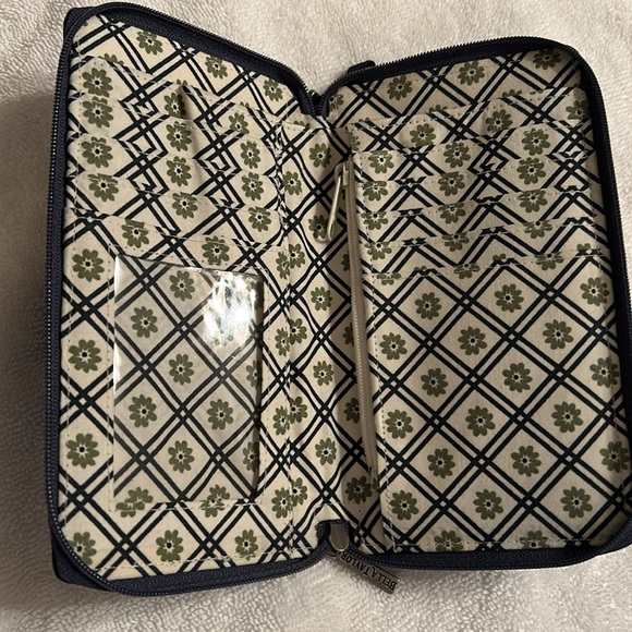 Ladies Wallet - Picture 2 of 2